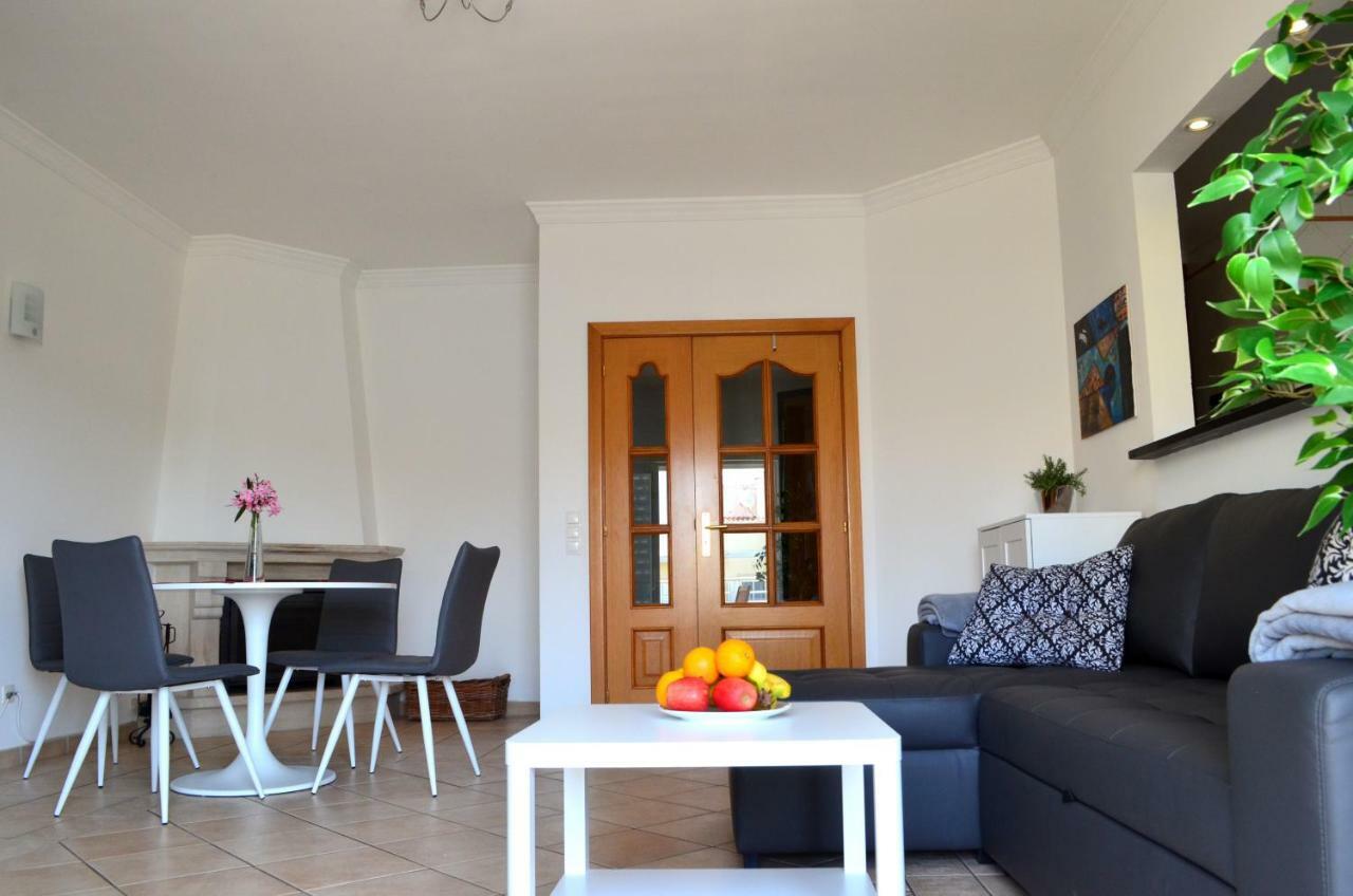 Sea Breeze Apartment Lagos Esterno foto